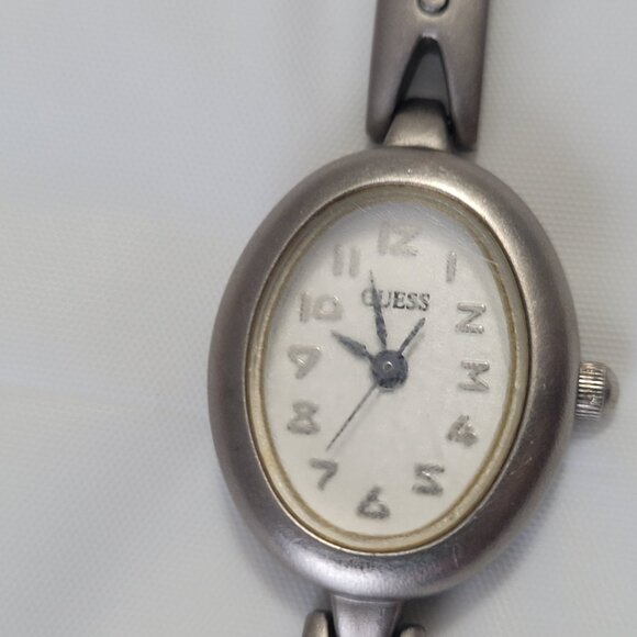 Vintage Guess Silver Ladies Watch 1996 - Picture 11 of 12